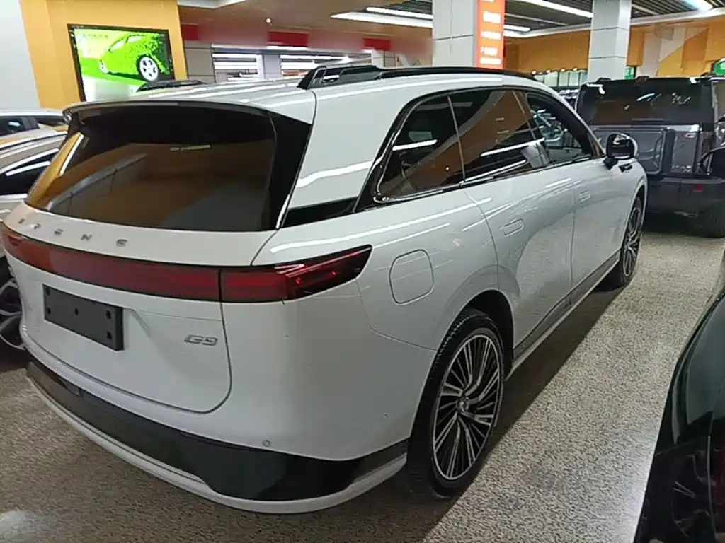 XPeng G9 — миниатюра 7