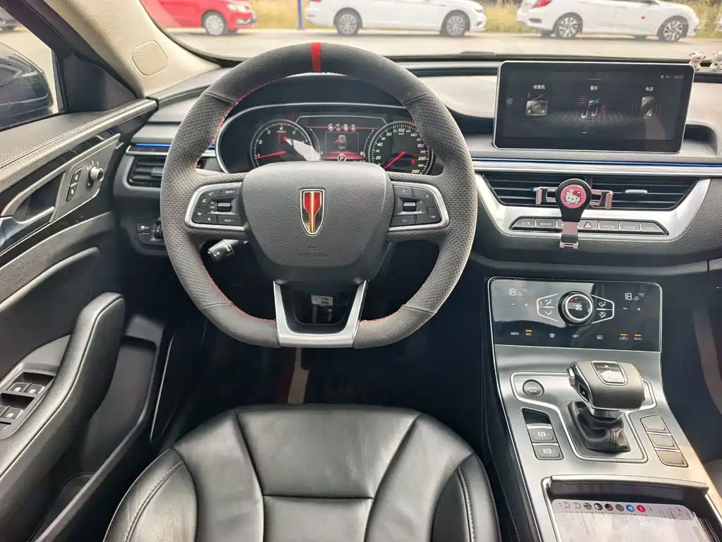Hongqi Hongqi H5 — миниатюра 11