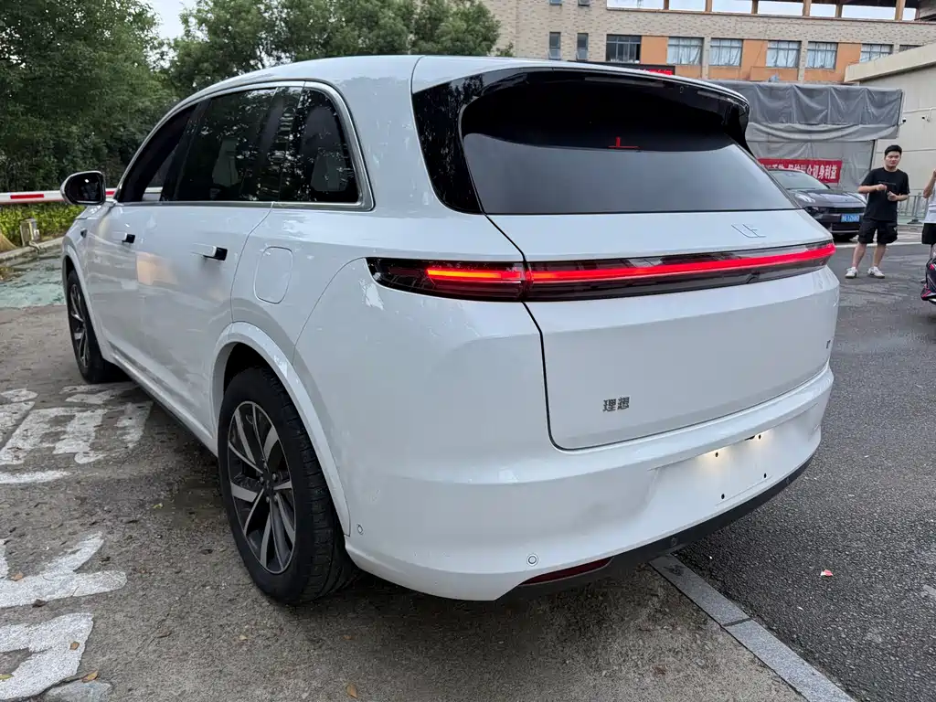 Li Auto Li L7 — миниатюра 10