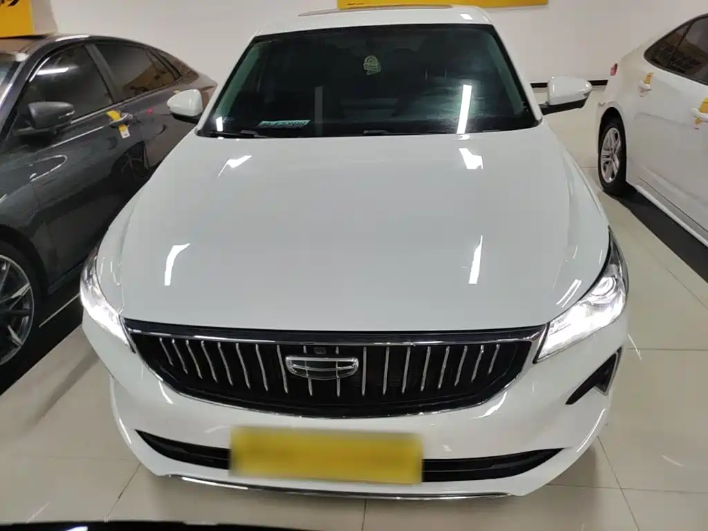 Geely Emgrand — миниатюра 3