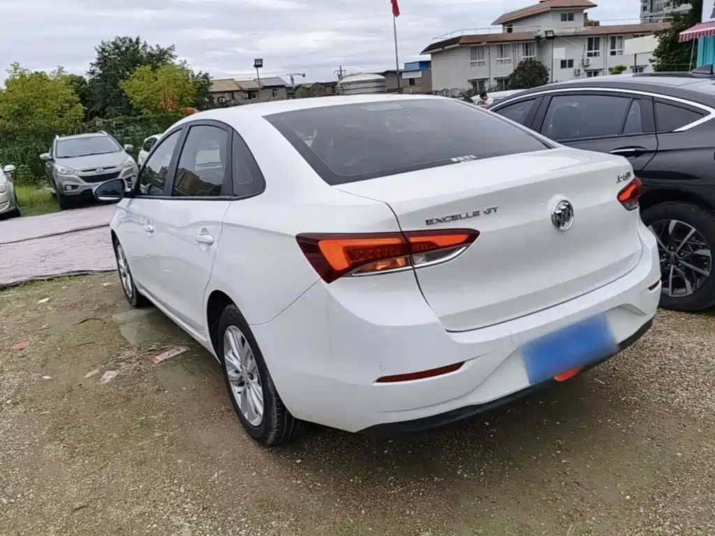 Buick Excelle — миниатюра 5