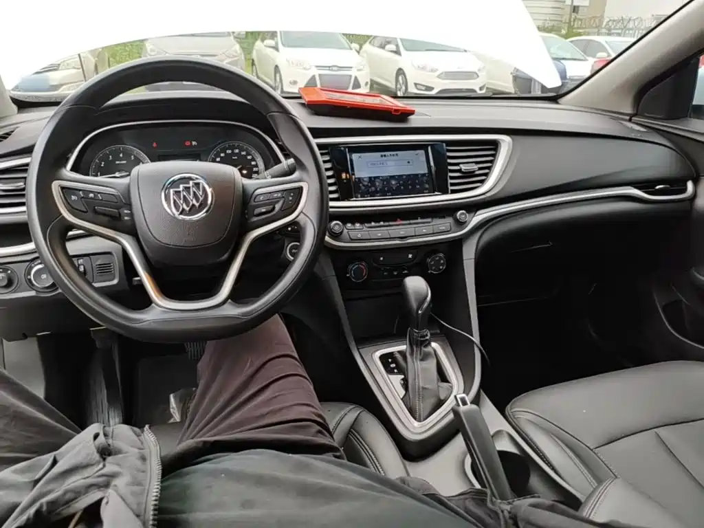 Buick Excelle — миниатюра 10