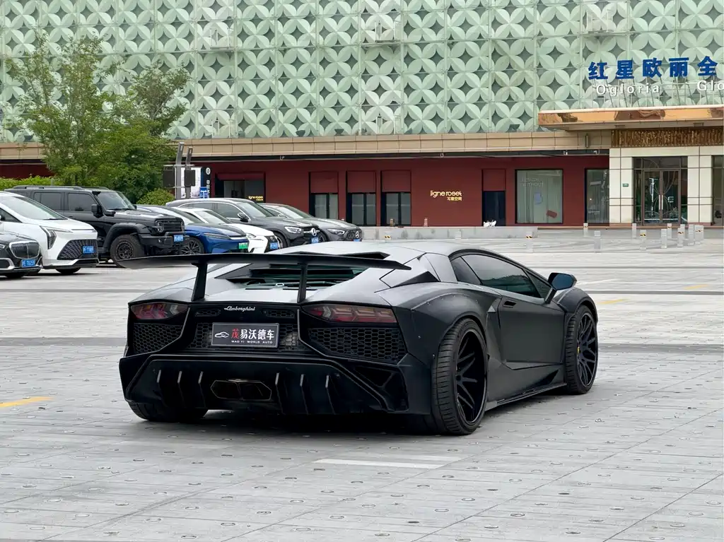 Lamborghini Aventador 2011 LP 700-4