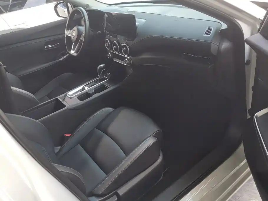 Nissan Sylphy — миниатюра 8