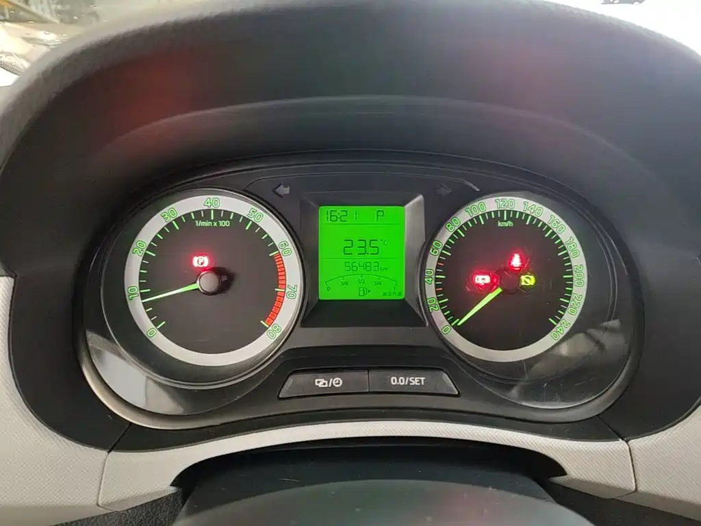 Skoda Fabia — миниатюра 12