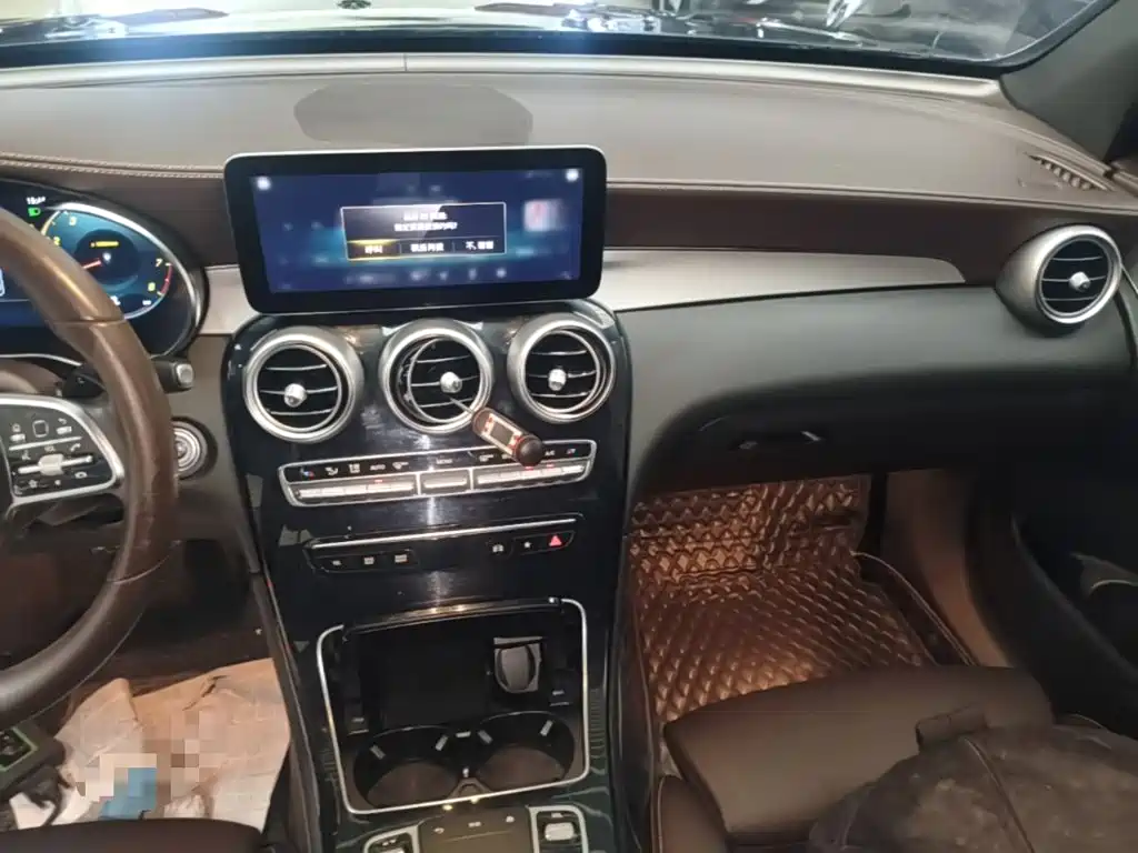 Mercedes-Benz GLC — миниатюра 13