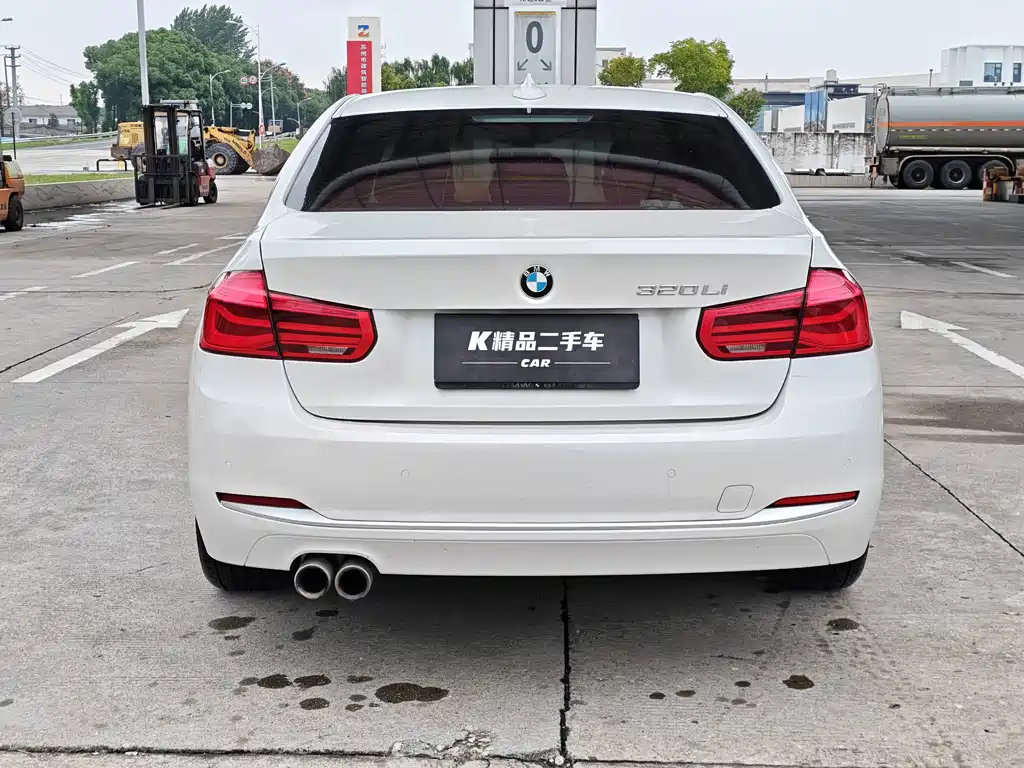 BMW 3 Series — миниатюра 6