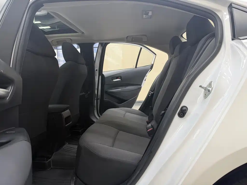 Toyota Corolla — миниатюра 11