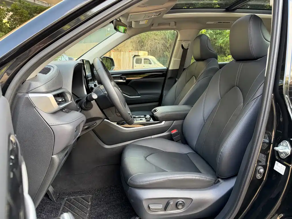 Toyota Highlander — миниатюра 5