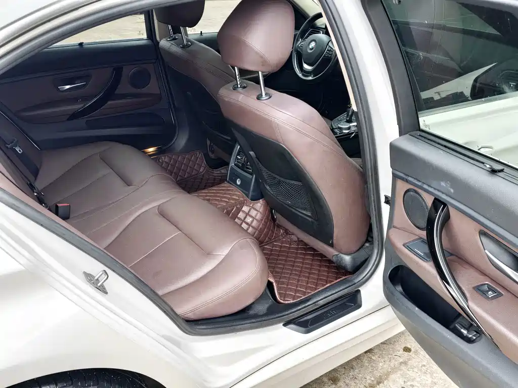 BMW 3 Series — миниатюра 16