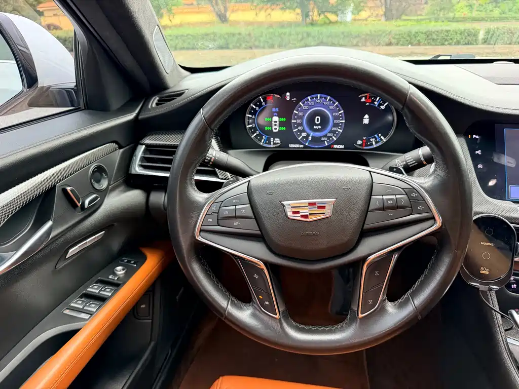Cadillac CT6 — миниатюра 13