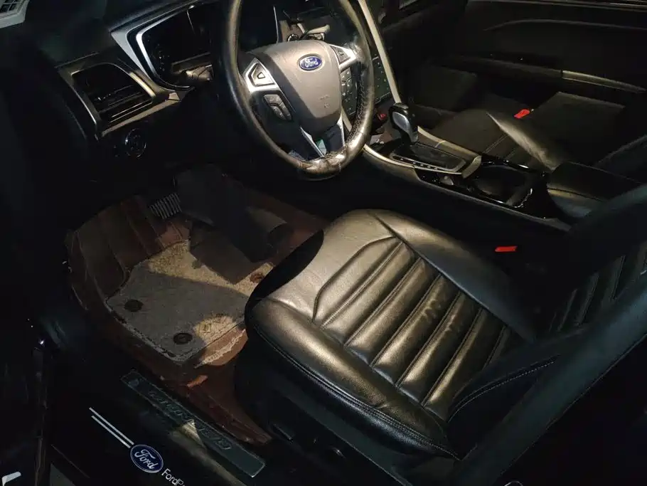 Ford Mondeo — миниатюра 9