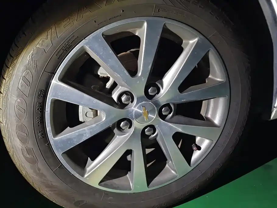 Chevrolet Malibu — миниатюра 6