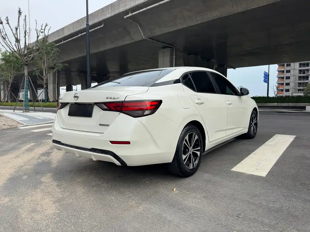 Nissan Sylphy — миниатюра 5