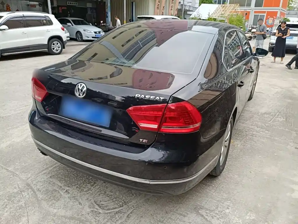 Volkswagen Passat — миниатюра 7