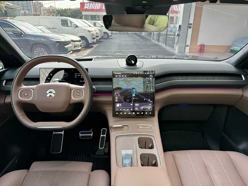 NIO ES8 — миниатюра 17