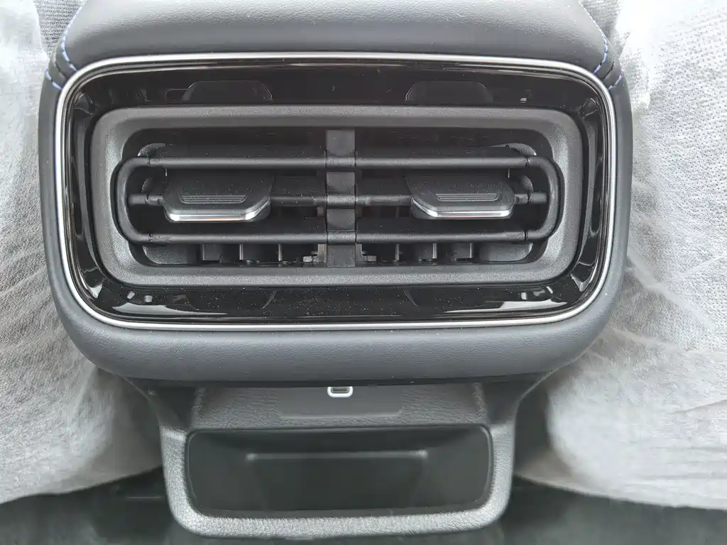 Geely Xingrui — миниатюра 13