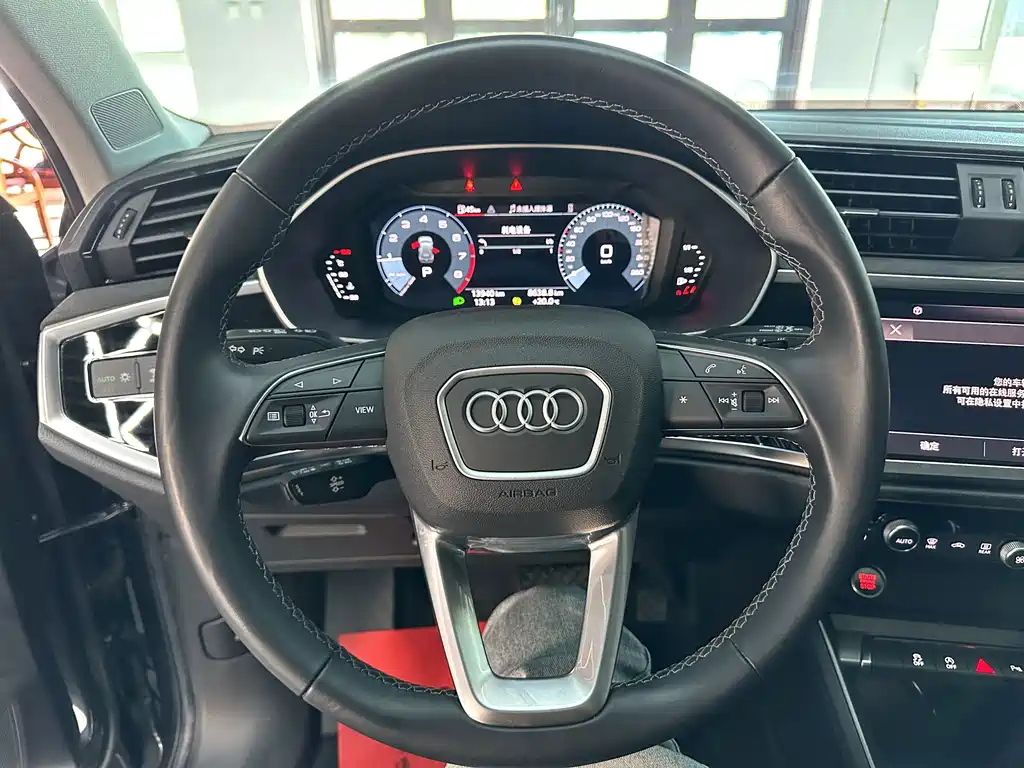 Audi Q3 — миниатюра 15