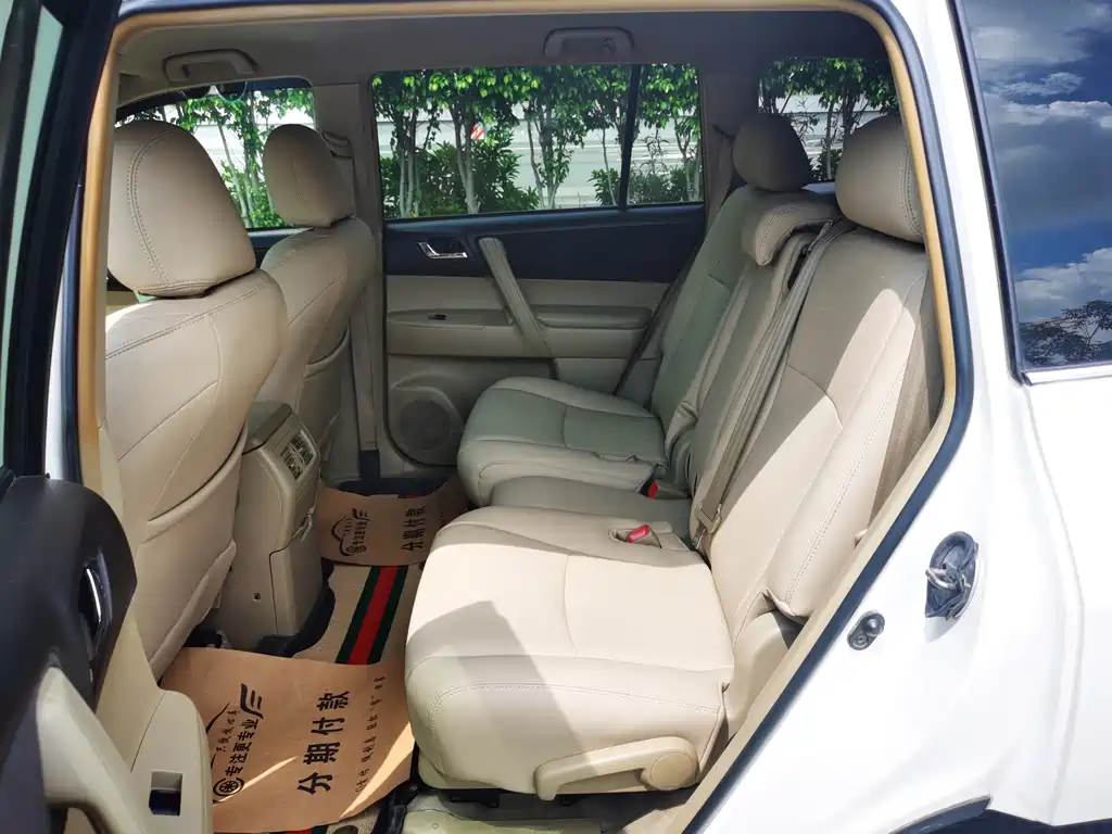 Toyota Highlander — миниатюра 15