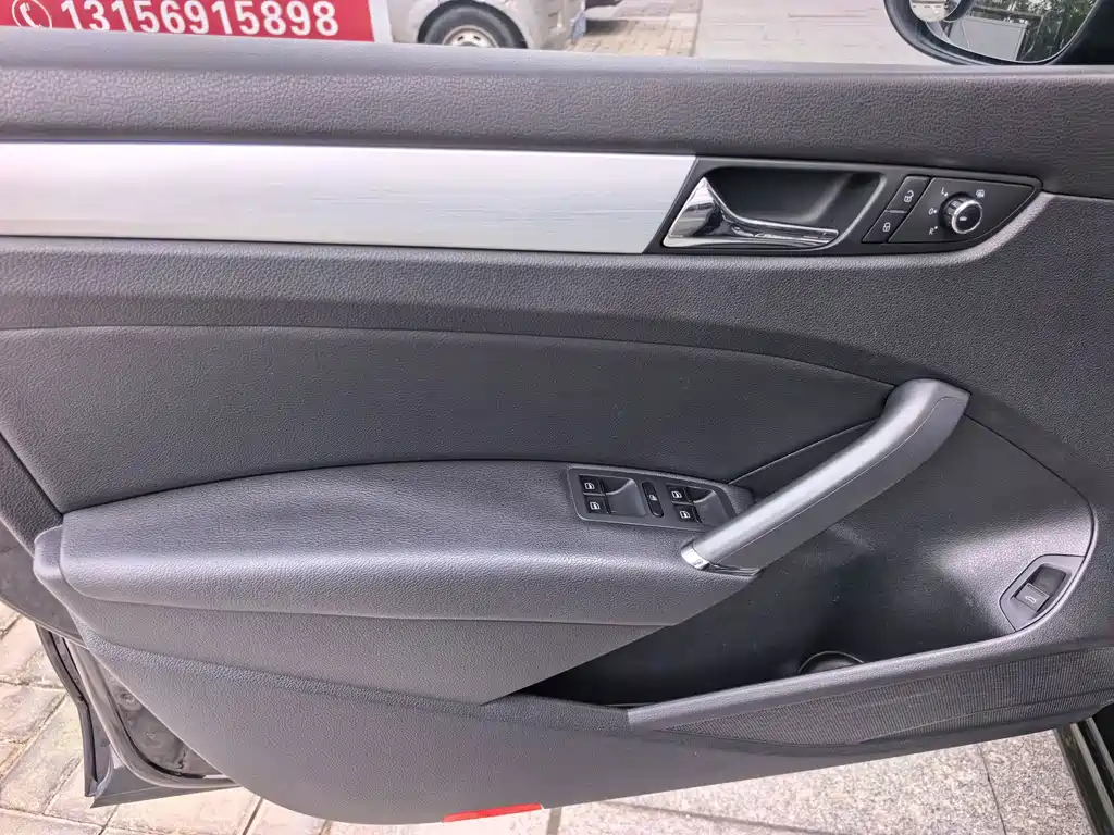 Volkswagen Passat — миниатюра 10