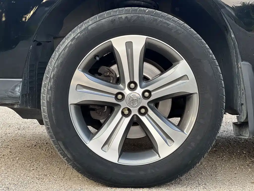 Toyota Highlander — миниатюра 5