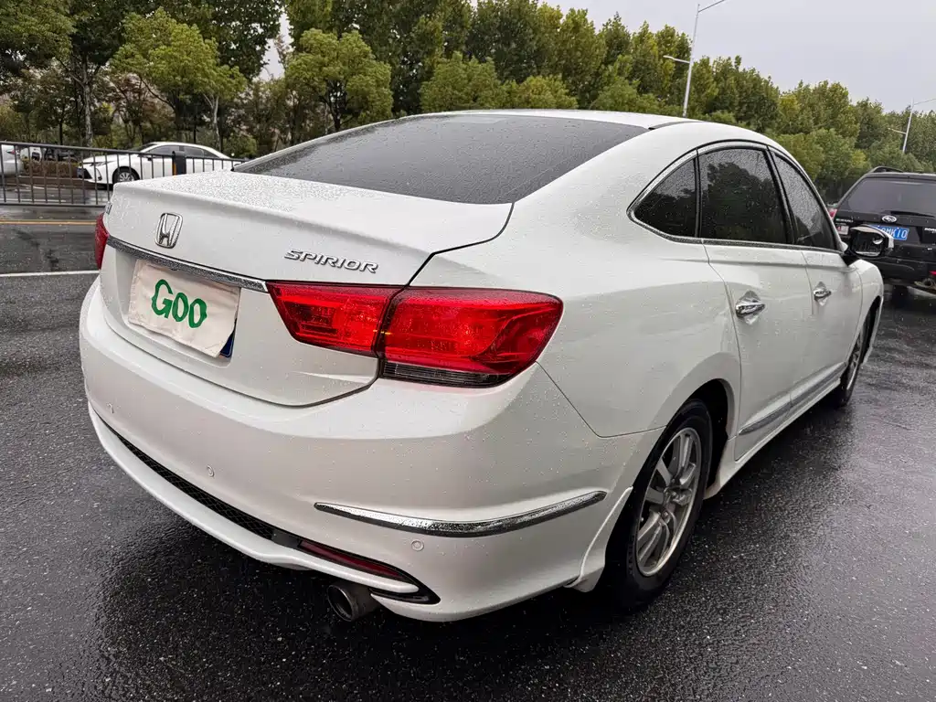 Honda Spirior — миниатюра 5