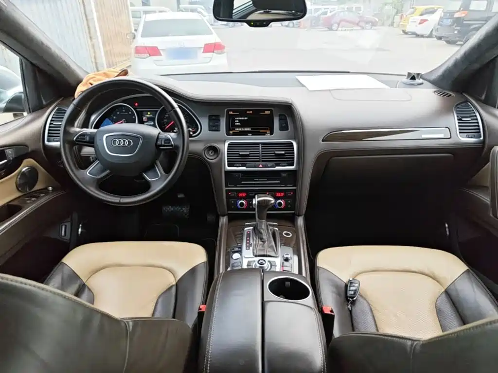 Audi Q7 — миниатюра 10