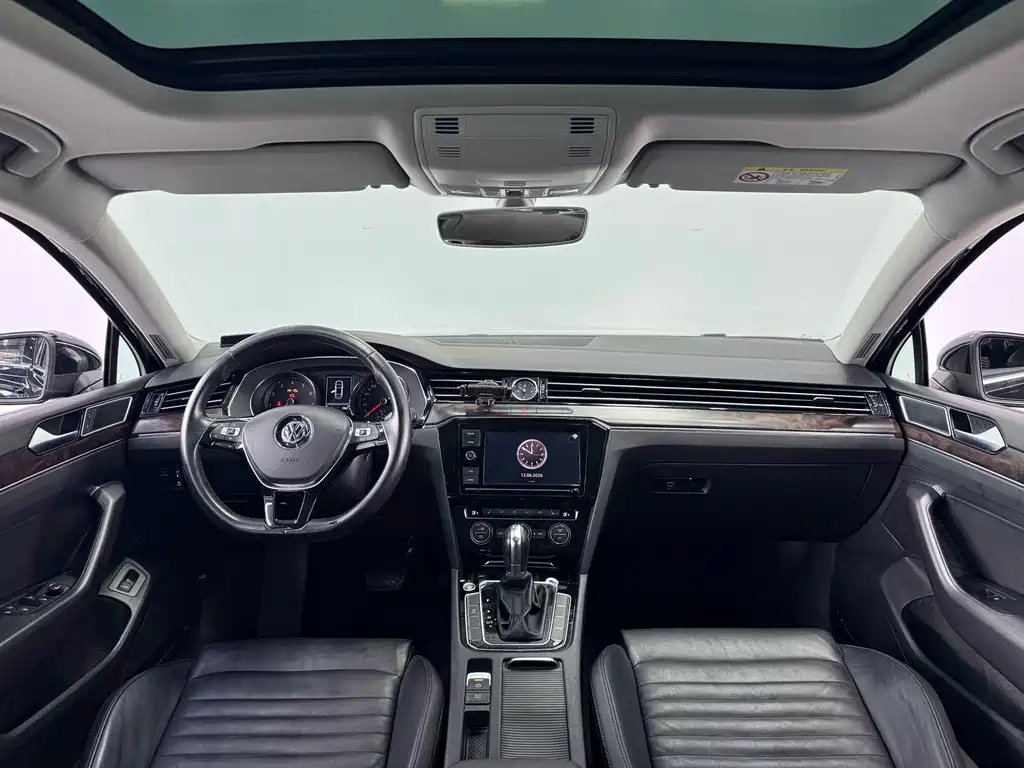 Volkswagen Magotan 2019 330TSI DSG Luxury VI