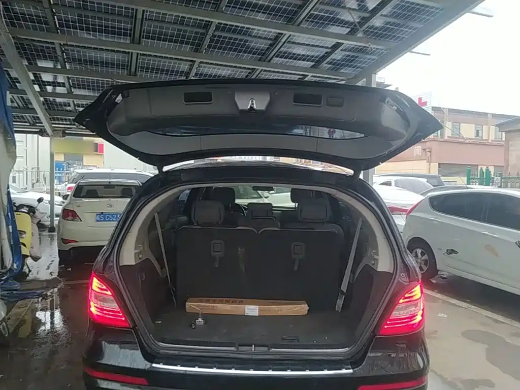 Mercedes-Benz R-Class — миниатюра 19