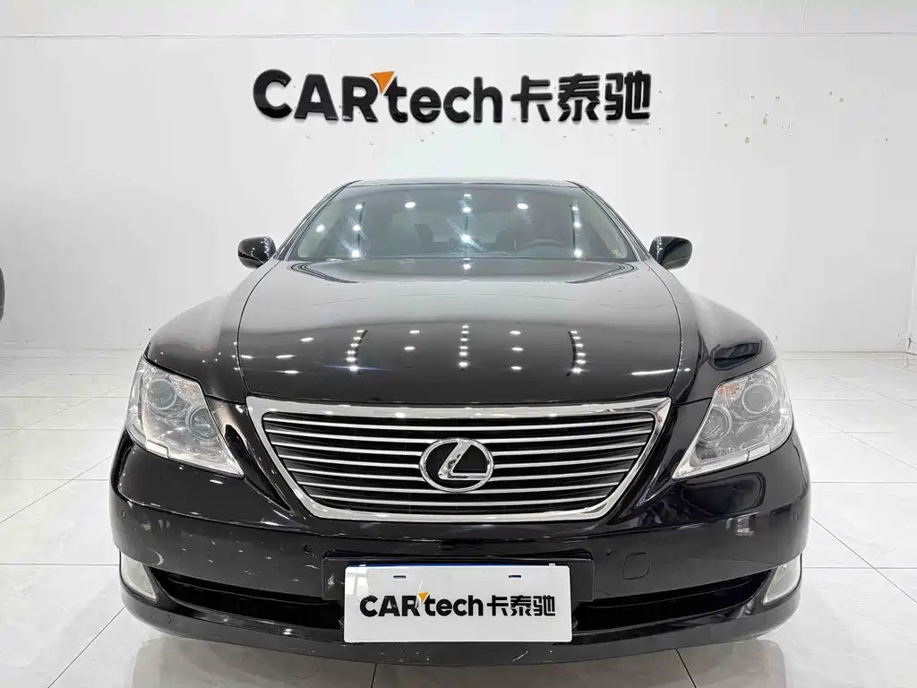Lexus LS — миниатюра 2