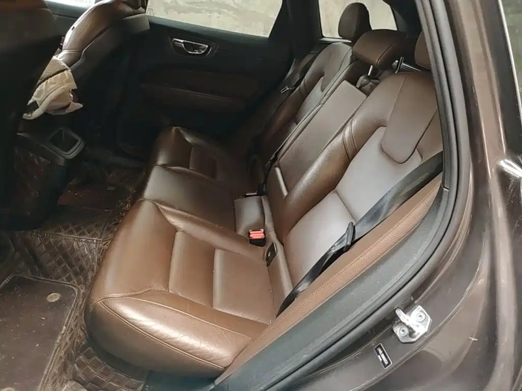 Volvo XC60 — миниатюра 17