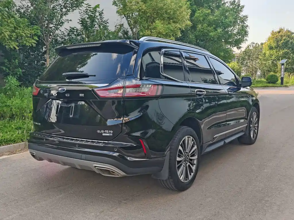 Ford Edge — миниатюра 5