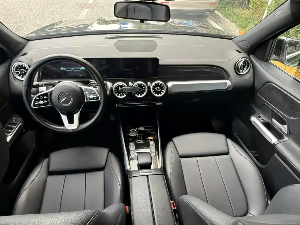 Mercedes-Benz GLB — миниатюра 6