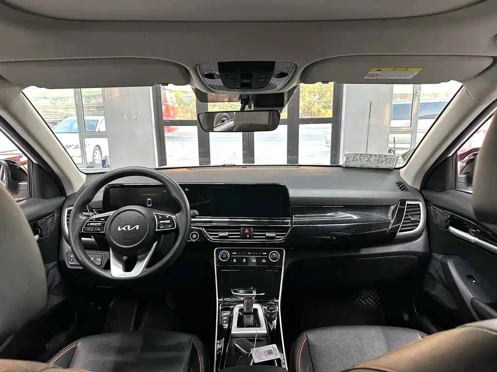 Kia Seltos — миниатюра 11