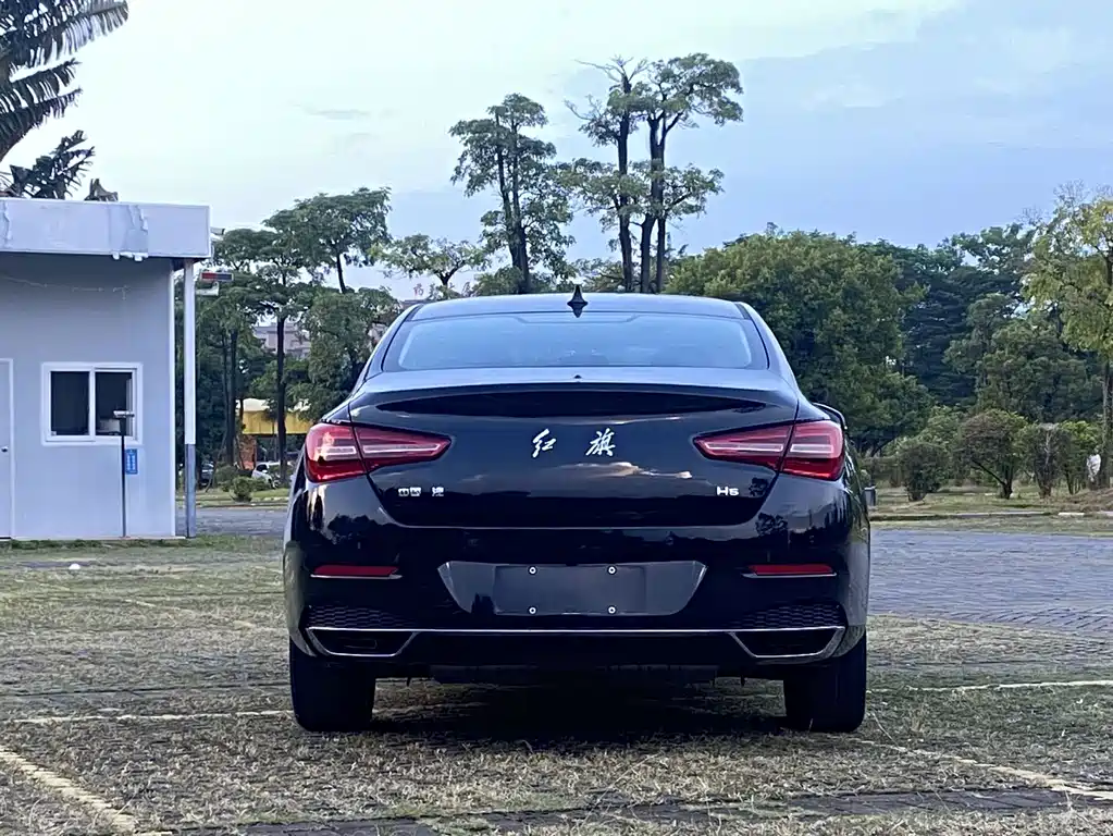 Hongqi Hongqi H5 — миниатюра 5