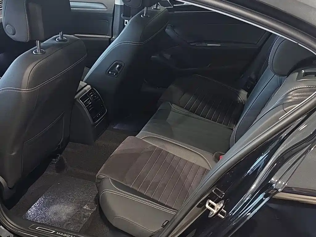 Volkswagen Magotan — миниатюра 11