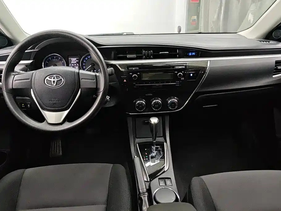 Toyota Corolla — миниатюра 12
