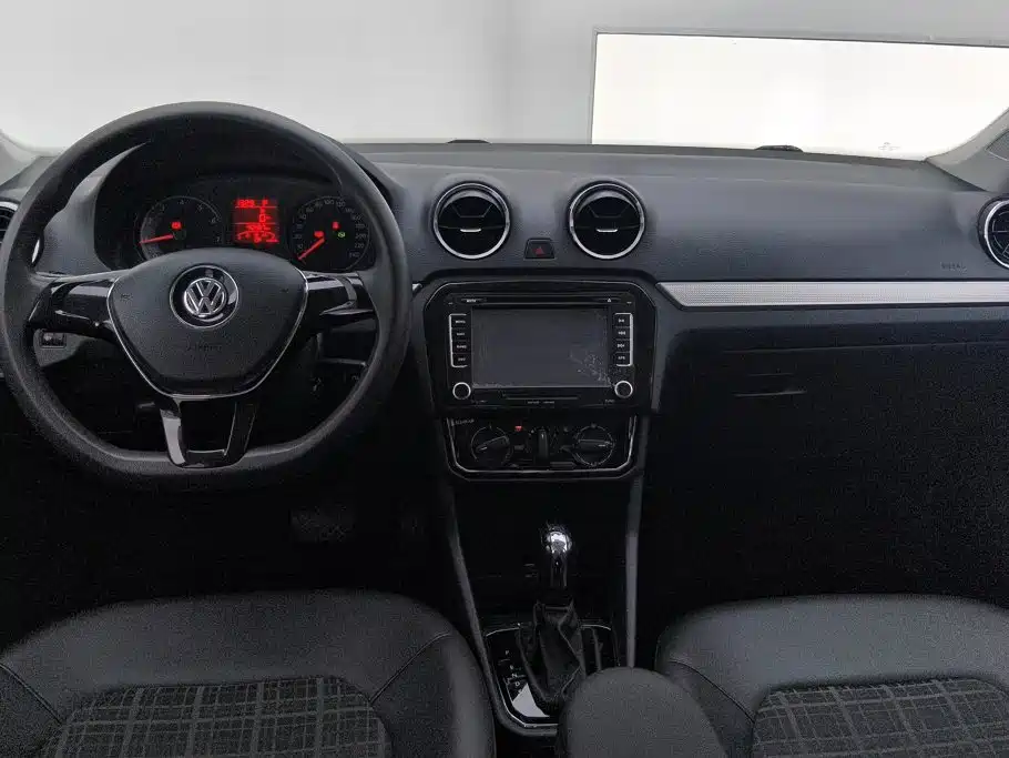 Volkswagen Jetta — миниатюра 11