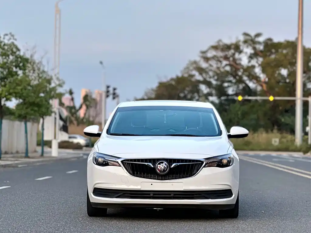 Buick Excelle — миниатюра 2