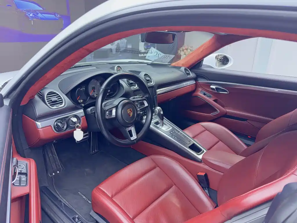 Porsche 718 - фото 7