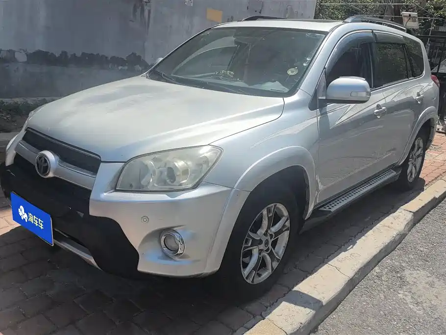 Toyota RAV4 2012
