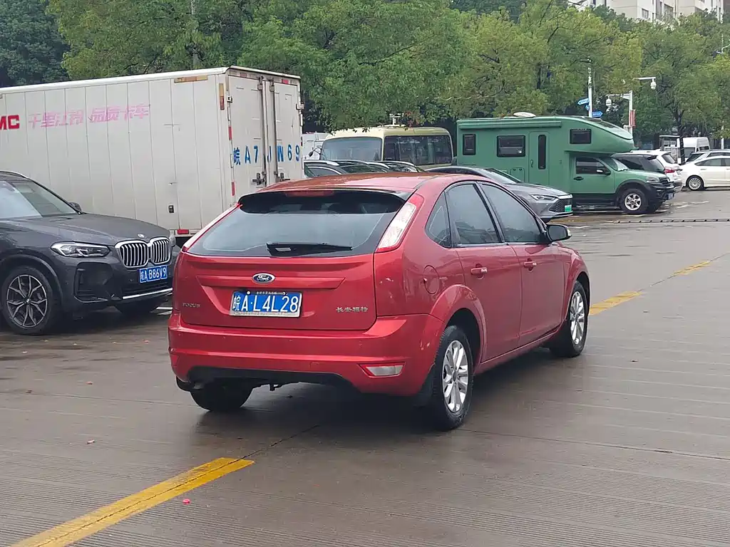 Ford Focus — миниатюра 9