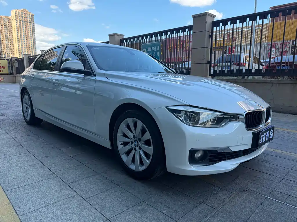 BMW 3 Series — миниатюра 3