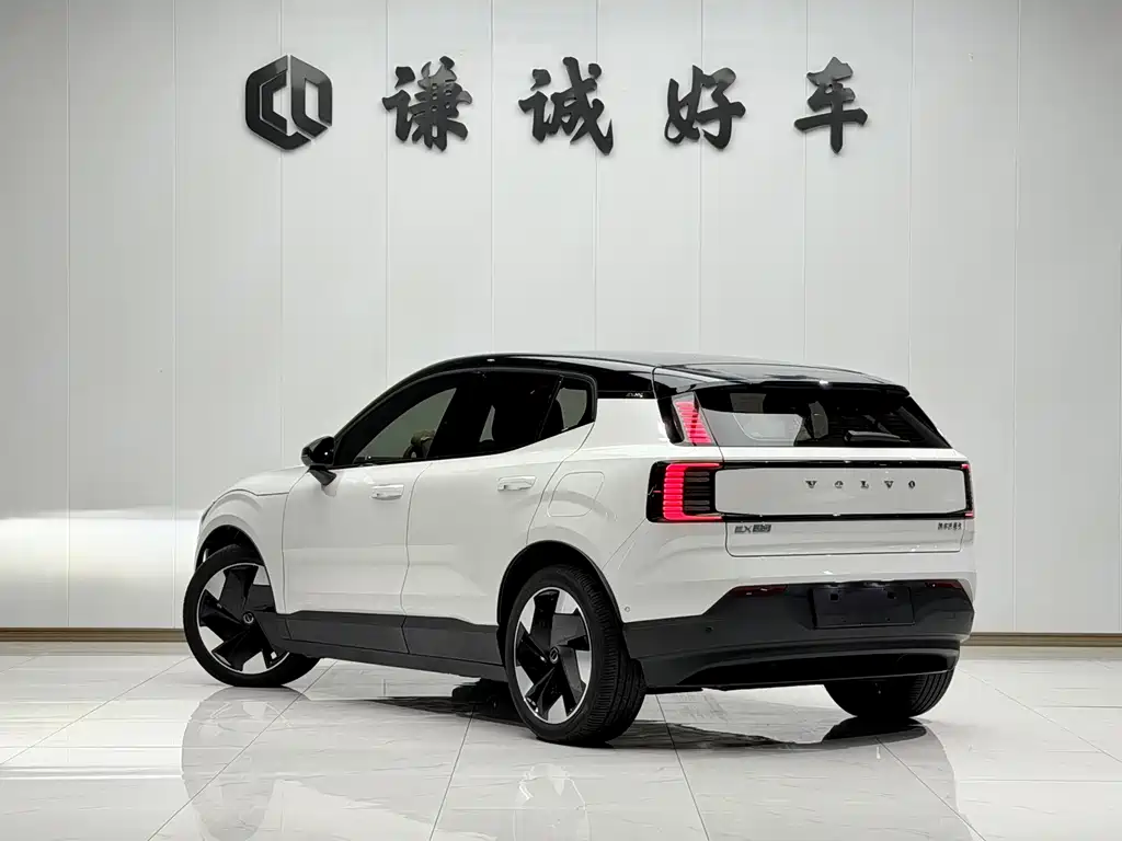 Volvo EX30 — миниатюра 5