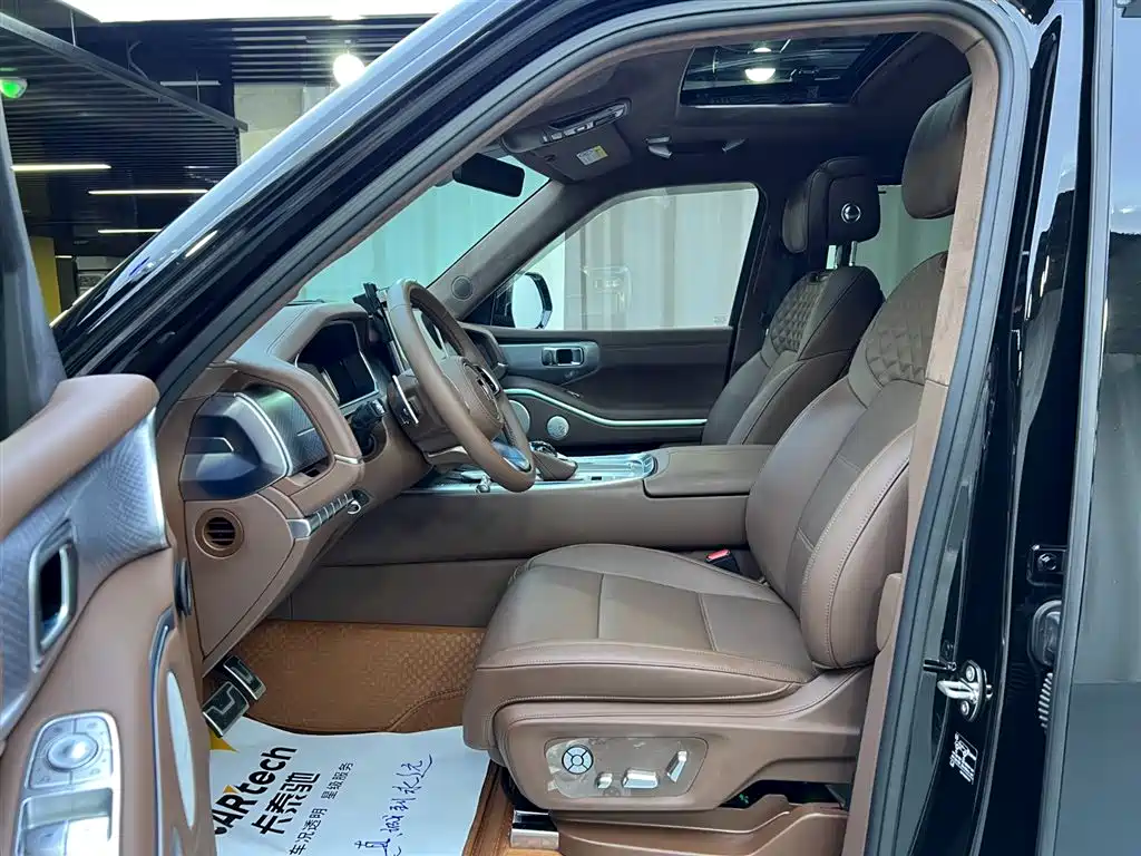 TANK TANK 700 NEW ENERGY