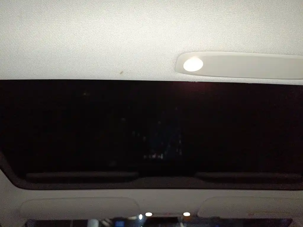 Tesla Model 3 — миниатюра 14