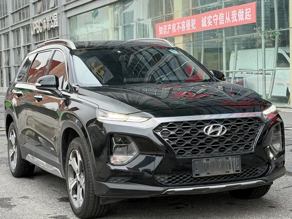Hyundai Santa Fe — миниатюра 3