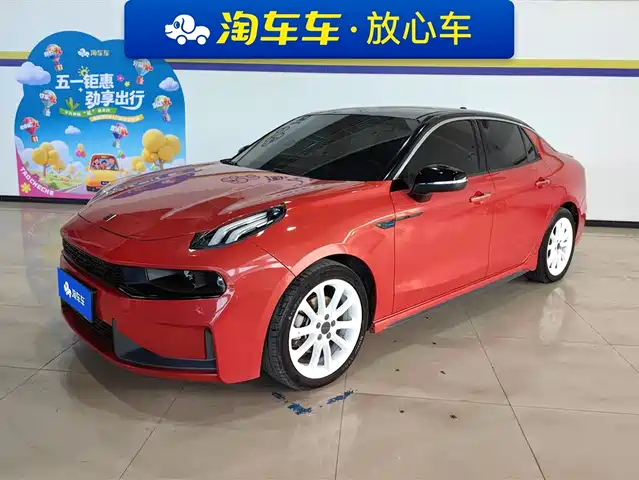 2019 Lynk & Co 03