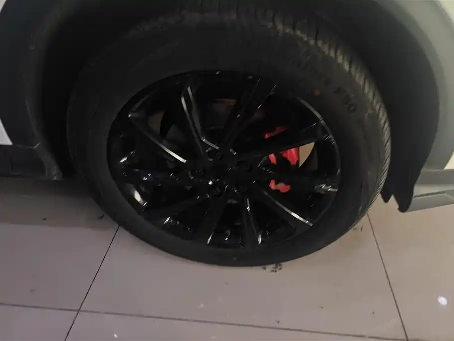 GEELY AUTOMOBILE BINYUE