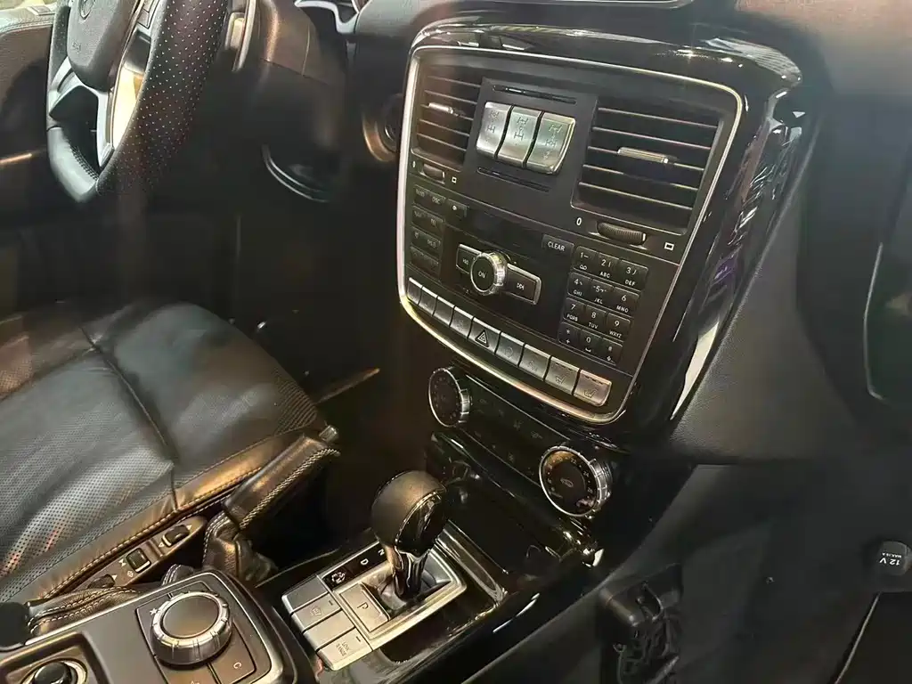 Mercedes-Benz G-Class — миниатюра 16